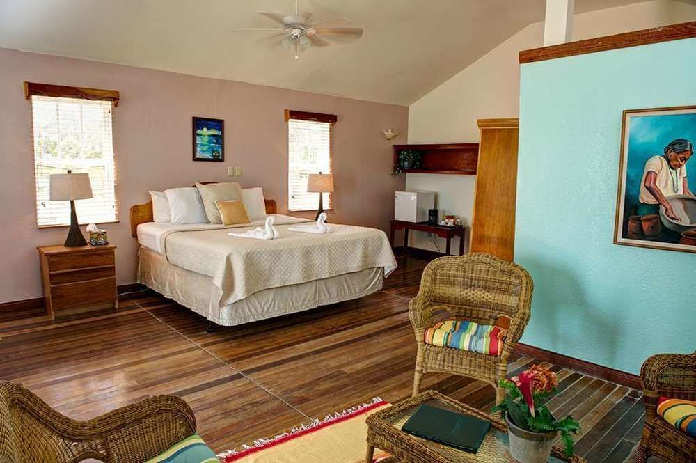 Turneffe Atoll Blackbird Caye Resort מראה חיצוני תמונה